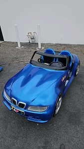 KIDDIE RIDE ZAMPERLA BLUE RACE CAR