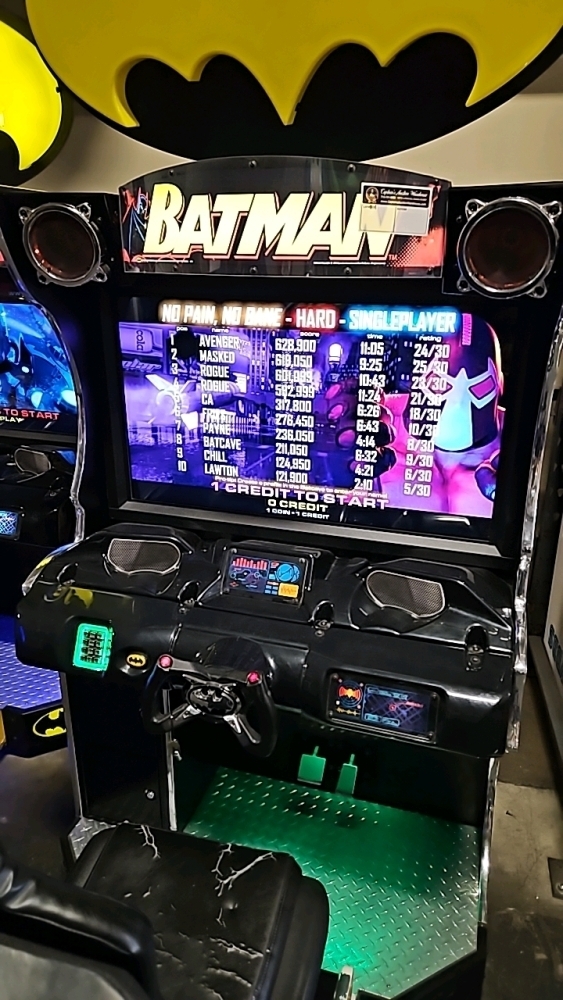 BATMAN DELUXE DRIVER ARCADE GAME RAW THRILLS