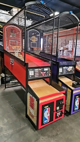 NBA HOOPS CHICAGO BULLS BASKETBALL ARCADE GAME ICE