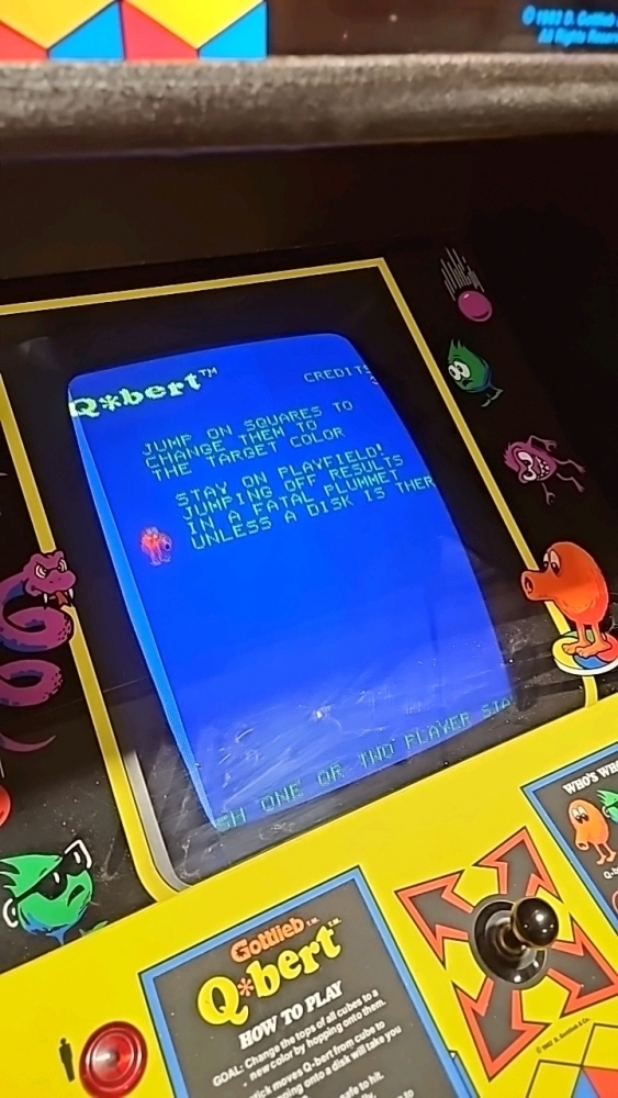 Q*BERT UPRIGHT CLASSIC GOTTLIEB ARCADE GAME CABINET W/ JROC FPGA PCB