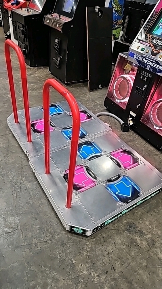 DANCE DANCE REVOLUTION 8TH MIX EXTREME MUSIC ARCADE GAME KONAMI