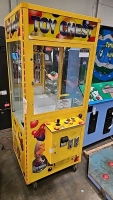 TOY CHEST YELLOW PLUSH CLAW CRANE MACHINE SMART W/ BILL ACCEPTOR