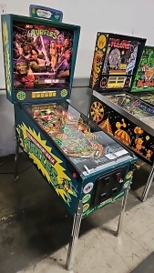 TEENAGE MUTANT NINJA TURTLES PINBALL MACHINE DATA EAST CLASSIC 1991