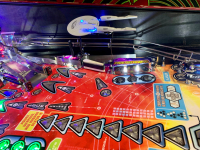 STAR TREK VENGEANCE PREMIUM EDITION PINBALL MACHINE STERN 2013 - 14