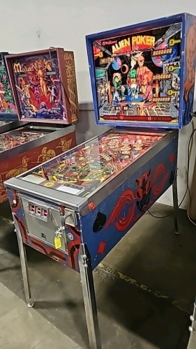 ALIEN POKER CLASSIC PINBALL MACHINE WILLIAMS