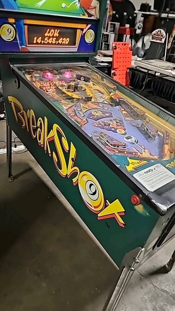 BREAK SHOT PINBALL MACHINE CAPCOM 1996
