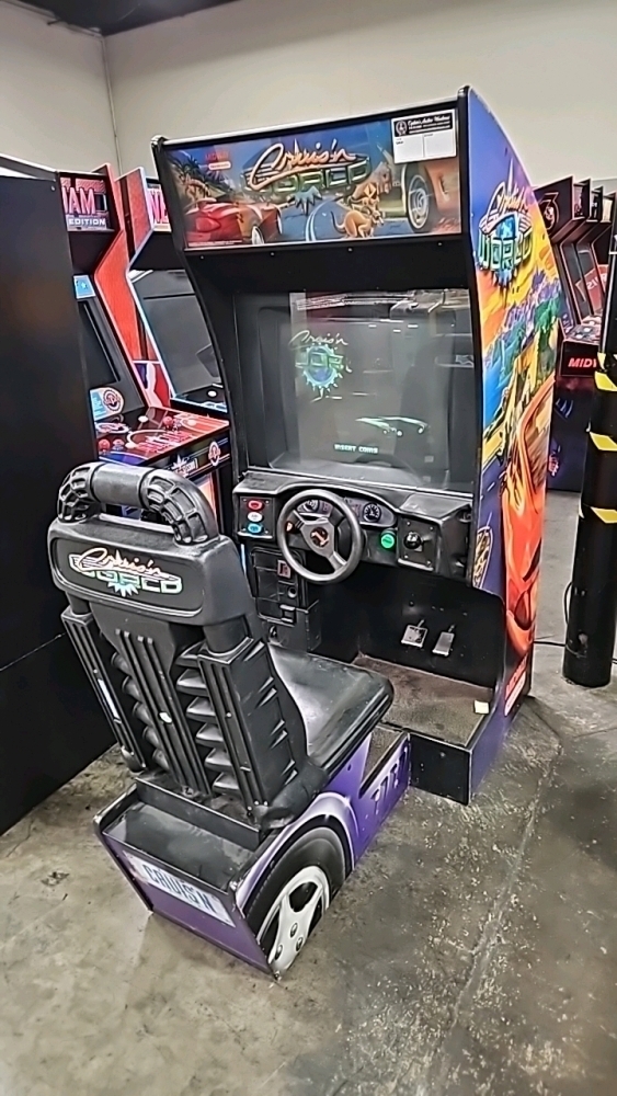 CRUISIN WORLD SITDOWN DRIVER ARCADE GAME MIDWAY