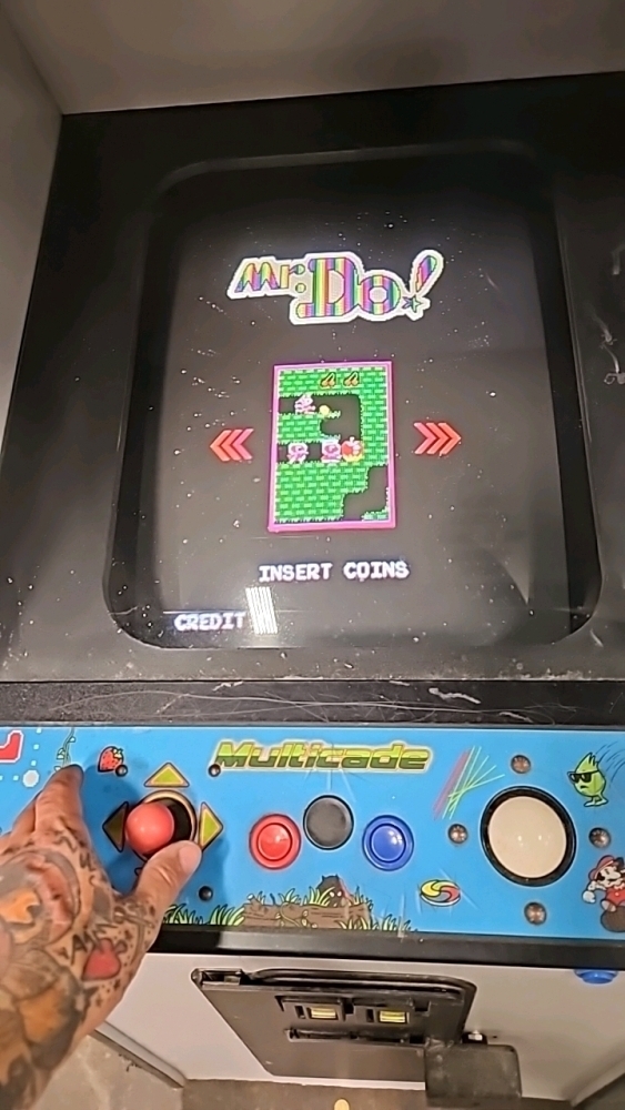 MULTICADE W/ TRACK BALL UPRIGHT CLASSICS ARCADE GAME RL