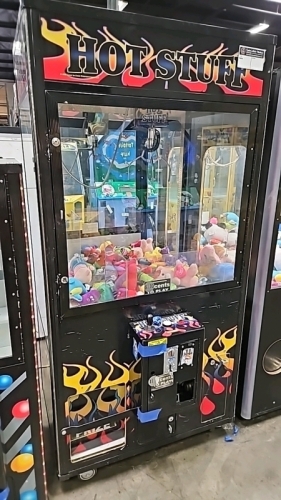 HOT STUFF PLUSH CLAW CRANE MACHINE