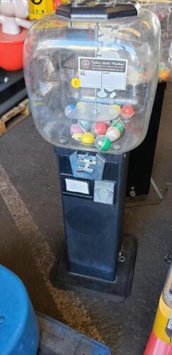 SUPER BOUNCE A ROO BALL VENDING MACHINE #1