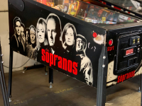 THE SOPRANOS PINBALL MACHINE STERN 2005 - 6