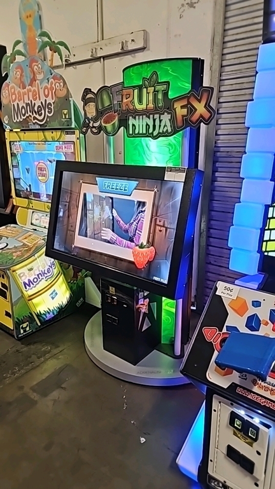 FRUIT NINJA FX DELUXE TICKET REDEMPTION GAME ADRENALINE AMUSEMENT