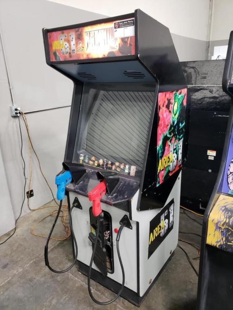 AREA 51 MAX FORCE COMBO SHOOTER ARCADE GAME
