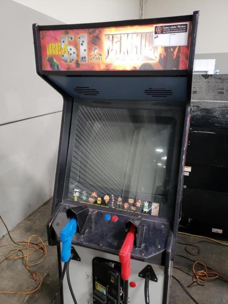 AREA 51 MAX FORCE COMBO SHOOTER ARCADE GAME