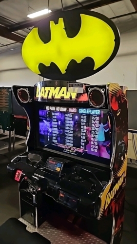 BATMAN THE DARK KNIGHT SITDOWN RACING ARCADE GAME RAW THRILLS