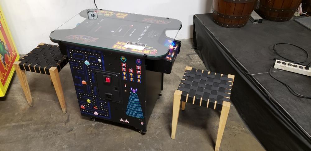 60 IN 1 MULTICADE COCKTAIL TABLE ARCADE W/ STOOLS