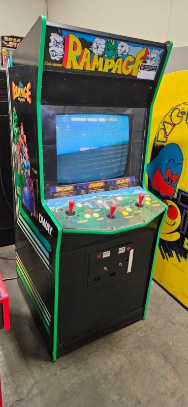 RAMPAGE WORLD TOUR 3 PLAYER UPRIGHT ARCADE GAME BALLY MIDWAY CAB