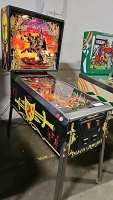 BLACK KNIGHT ORIGINAL PINBALL MACHINE WILLIAMS 1980