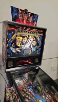 METALLICA PRO PINBALL MACHINE W/ TOPPER STERN INC - 8