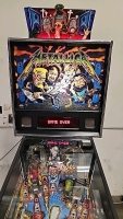 METALLICA PRO PINBALL MACHINE W/ TOPPER STERN INC - 11