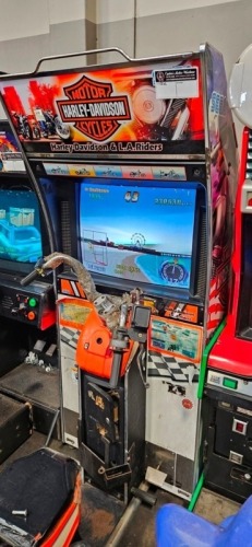 HARLEY DAVIDSON MOTORCYCLE RIDER ARCADE GAME SEGA