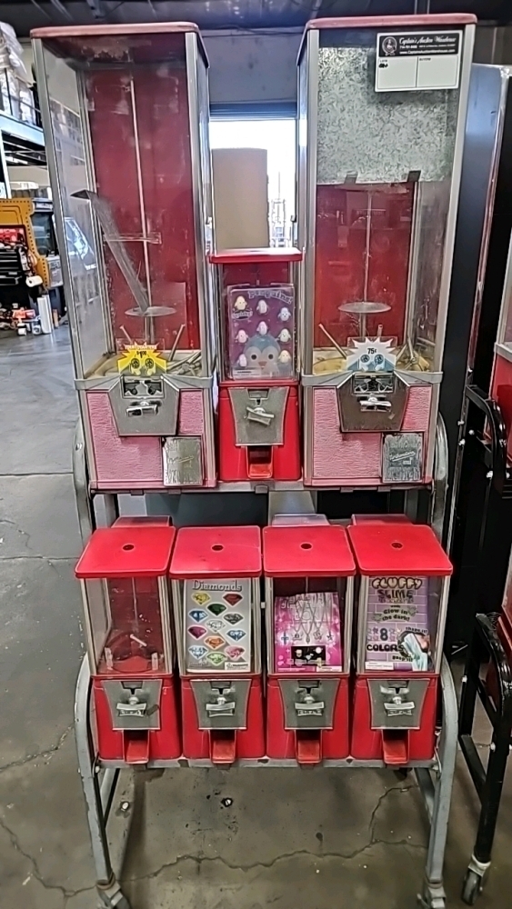 7 HEAD CANDY CAPSULE VENDING RACK 5-1 2-2 RED