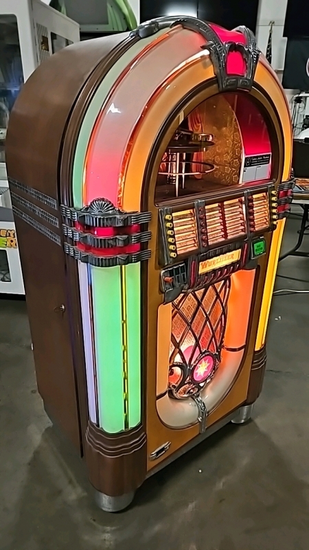 WURLITZER 1015 ANTIQUE BUBBLER MUSIC JUKEBOX 78RPM/ 45 RPM