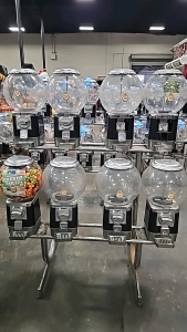 8 HEAD GLOBE STYLE GUMBALL CAPSULE VENDING RACK