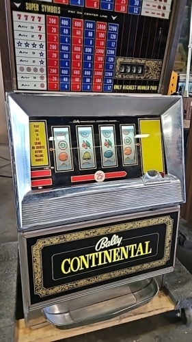 BALLY CONTINENTAL FLAT TOP ANTIQUE SLOT MACHINE