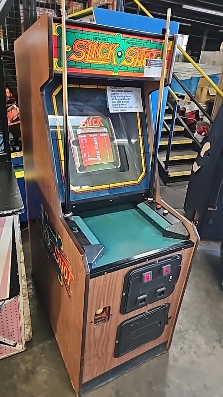 SLICK SHOT UPRIGHT ARCADE GAME GRAND PRODUCTS