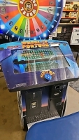 WHEEL OF FORTUNE DELUXE ARCADE GAME RAW THRILLS - 3