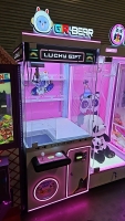 SPACE BEAR LUCKY GIFT LED GLOW PRIZE CRANE MACHINE