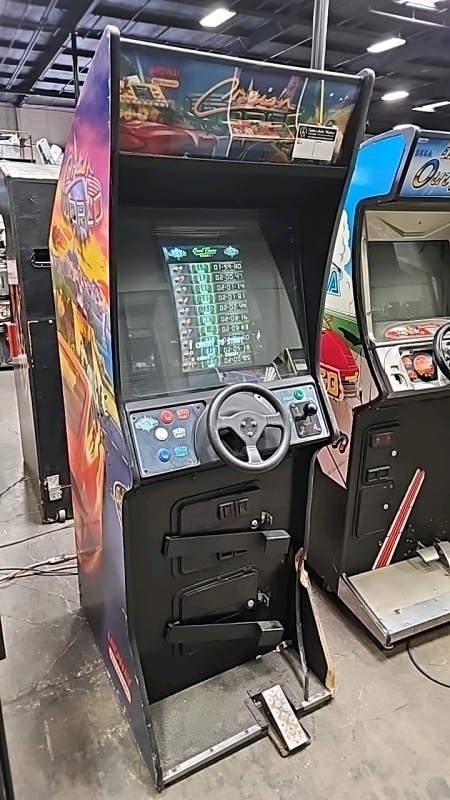 CRUISIN WORLD UPRIGHT DRIVER ARCADE GAME MIDWAY