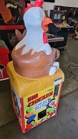 BIG CHICKEN CLASSIC 80' PRIZE VENDING MACHINE L@@K!! - 5