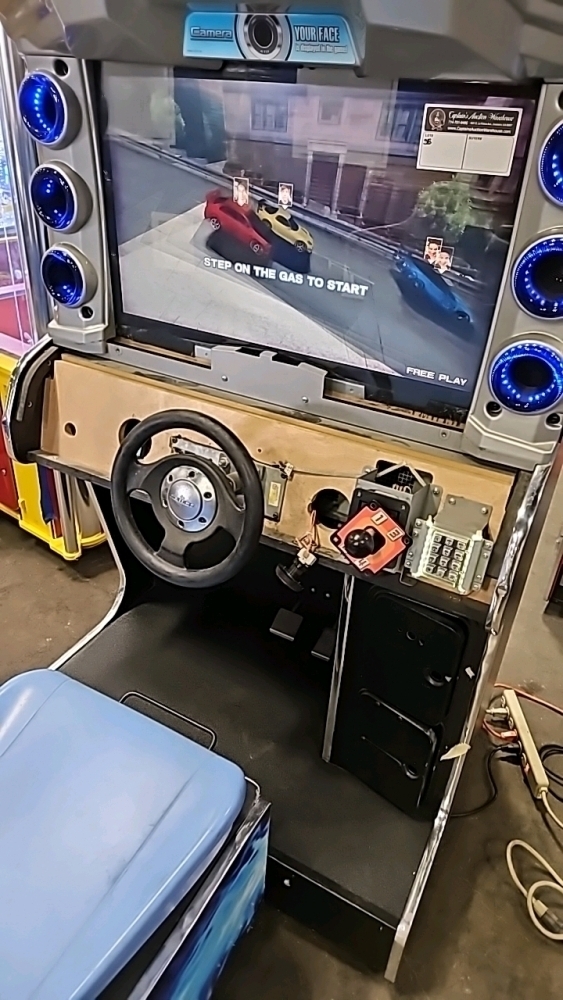 DEAD HEAT DX 42 SITDOWN RACING ARCADE GAME NAMCO