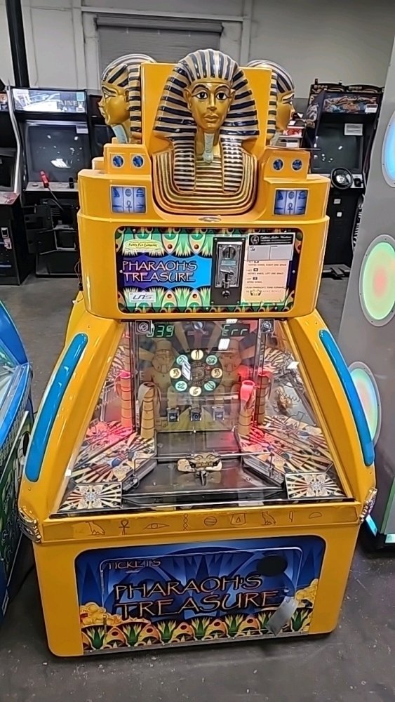PHAROAH'S TREASURE 4 PLAYER TICKET REDEMPTION PUSHER ARCADE GAME