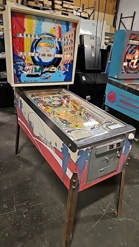 PINBALL by STERN CLASSIC E.M. PINBALL MACHINE STERN 1977