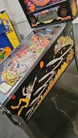 HURRICANE CLASSIC WILLIAMS PINBALL MACHINE 1991 - 11