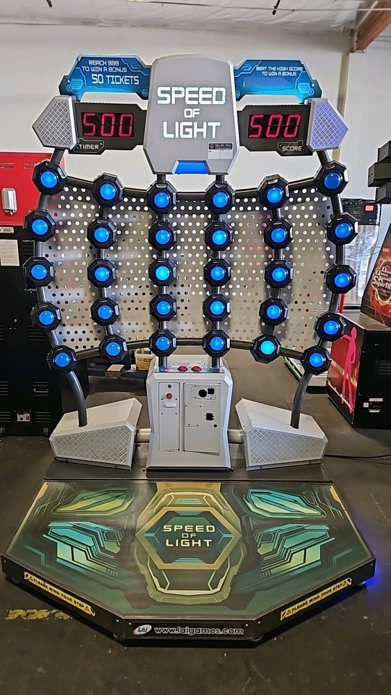 Speedlight Game SPEED OF LIGHT 2 PLAYER DELUXE TICKET REDEMPTION GAME LAI GAMES