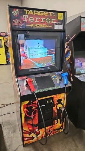 TARGET TERROR GOLD UPRIGHT SHOOTER ARCADE GAME RAW THRILLS