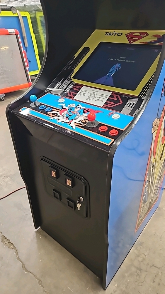 SUPERMAN UPRIGHT BRAND NEW ARCADE GAME W/ LCD