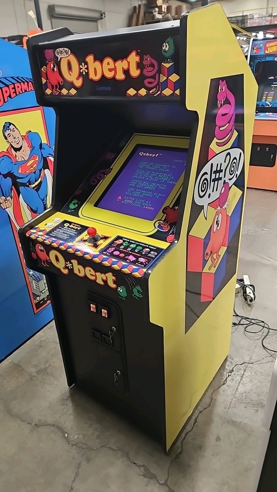 Q-BERT UPRIGHT ARCADE GAME GOTTLIEB STYLE CAB W/ LCD MONITOR