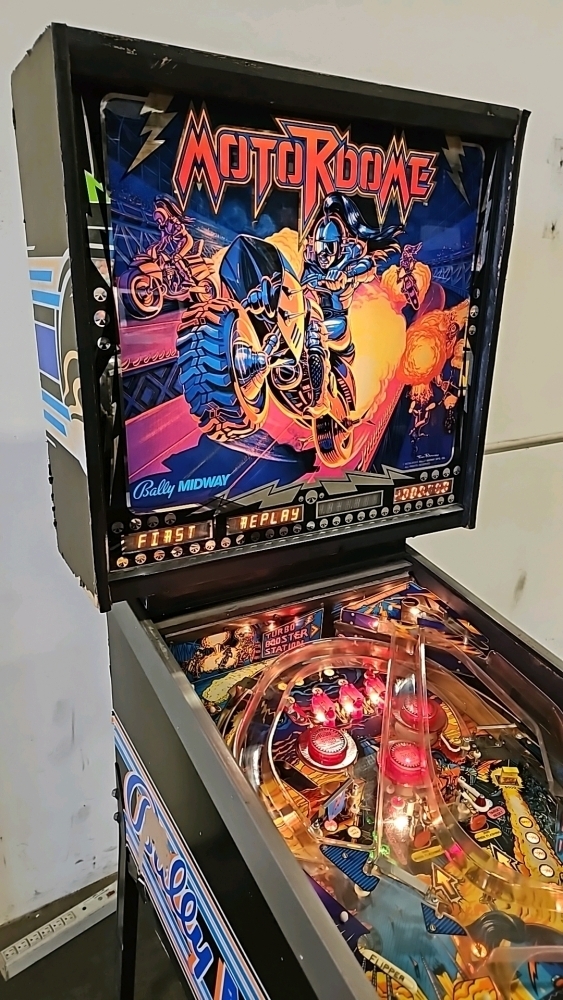 MOTORDOME CLASSIC PINBALL MACHINE BALLY MAD MAX FURIOSA
