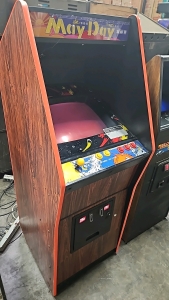 MAY DAY ARCADE GAME KARATECO 1981