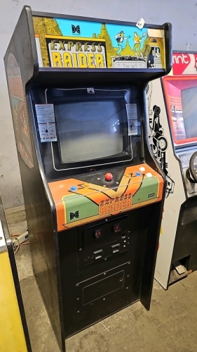 EXPRESS RAIDER UPRIGHT ARCADE GAME DATA EAST 1986