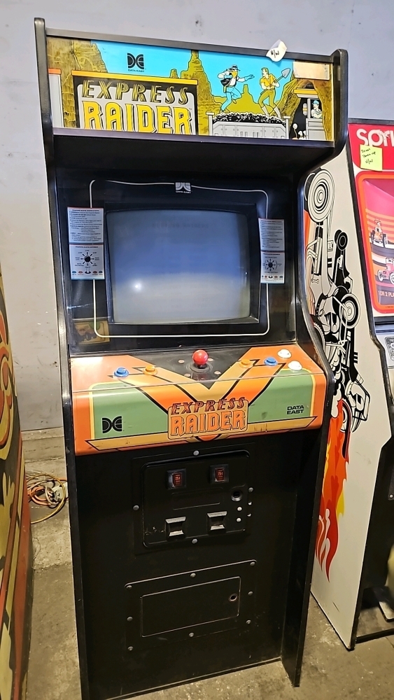 EXPRESS RAIDER UPRIGHT ARCADE GAME DATA EAST 1986