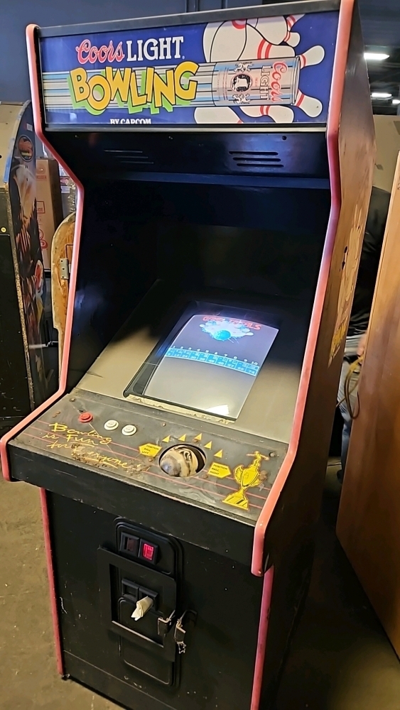 COORS LIGHT BOWLING ARCADE GAME coors-light-bowling-arcade-game