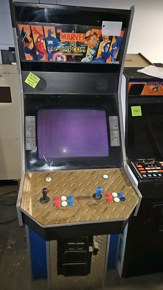 MARVEL VS CAPCOM BIG BLUE ARCADE GAME CAPCOM