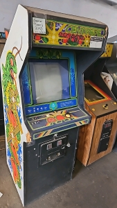 CENTIPEDE CLASSIC UPRIGHT ARCADE GAME ATARI PROJECT CAB