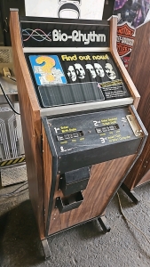 BIO-RHYTHM COIN OP COMPUTER NOVELTY COMPUTER BIO CHART READ OUT ARCADE